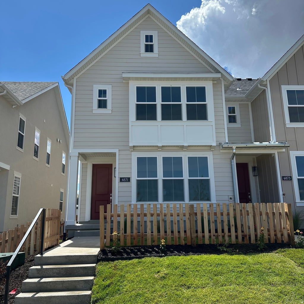 Photo of 6871 W SOUTH JORDAN PKWY #336, South Jordan, UT 84009 (MLS # 2182188)