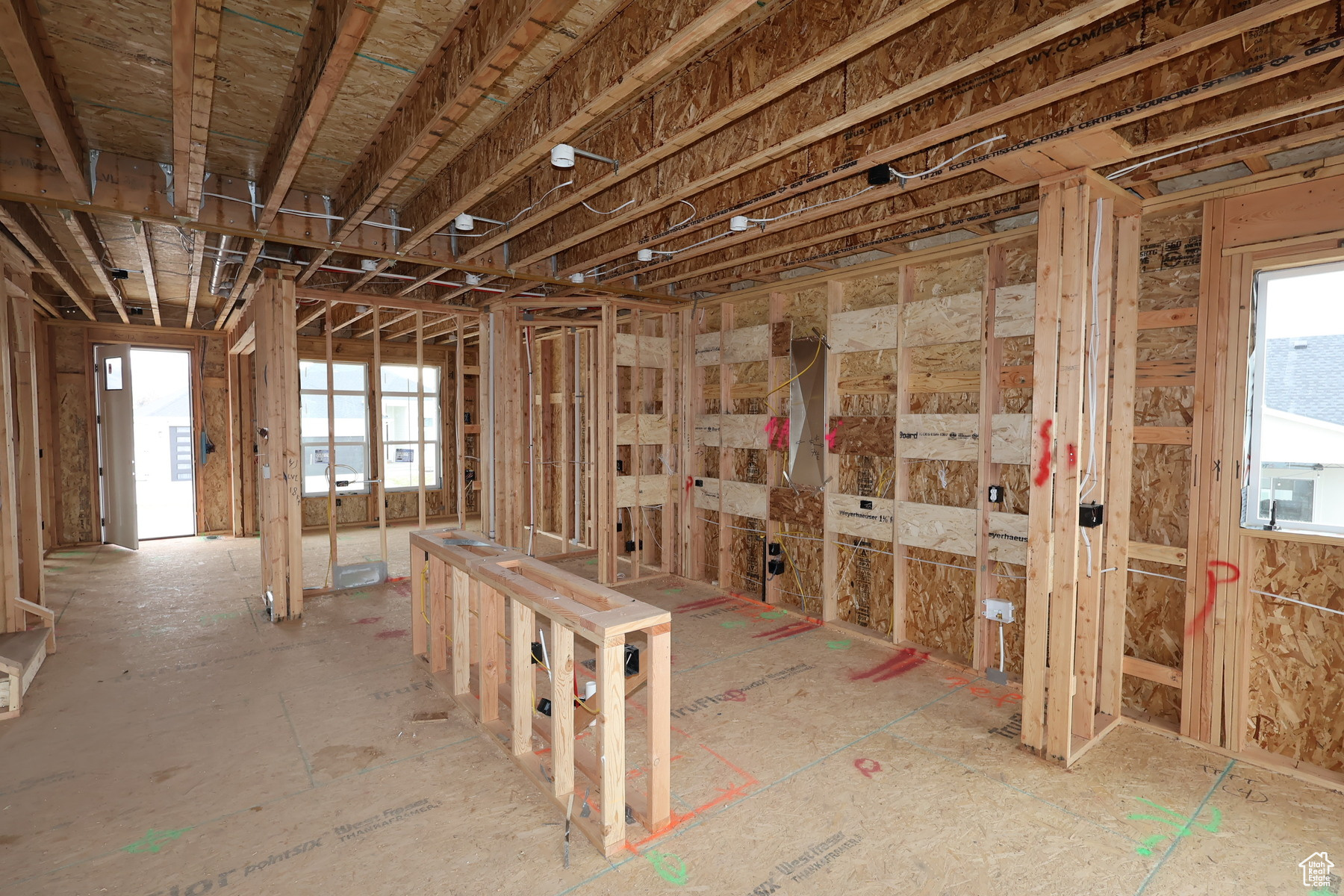 1431 E Beechwood Dr, Layton, Utah image 3