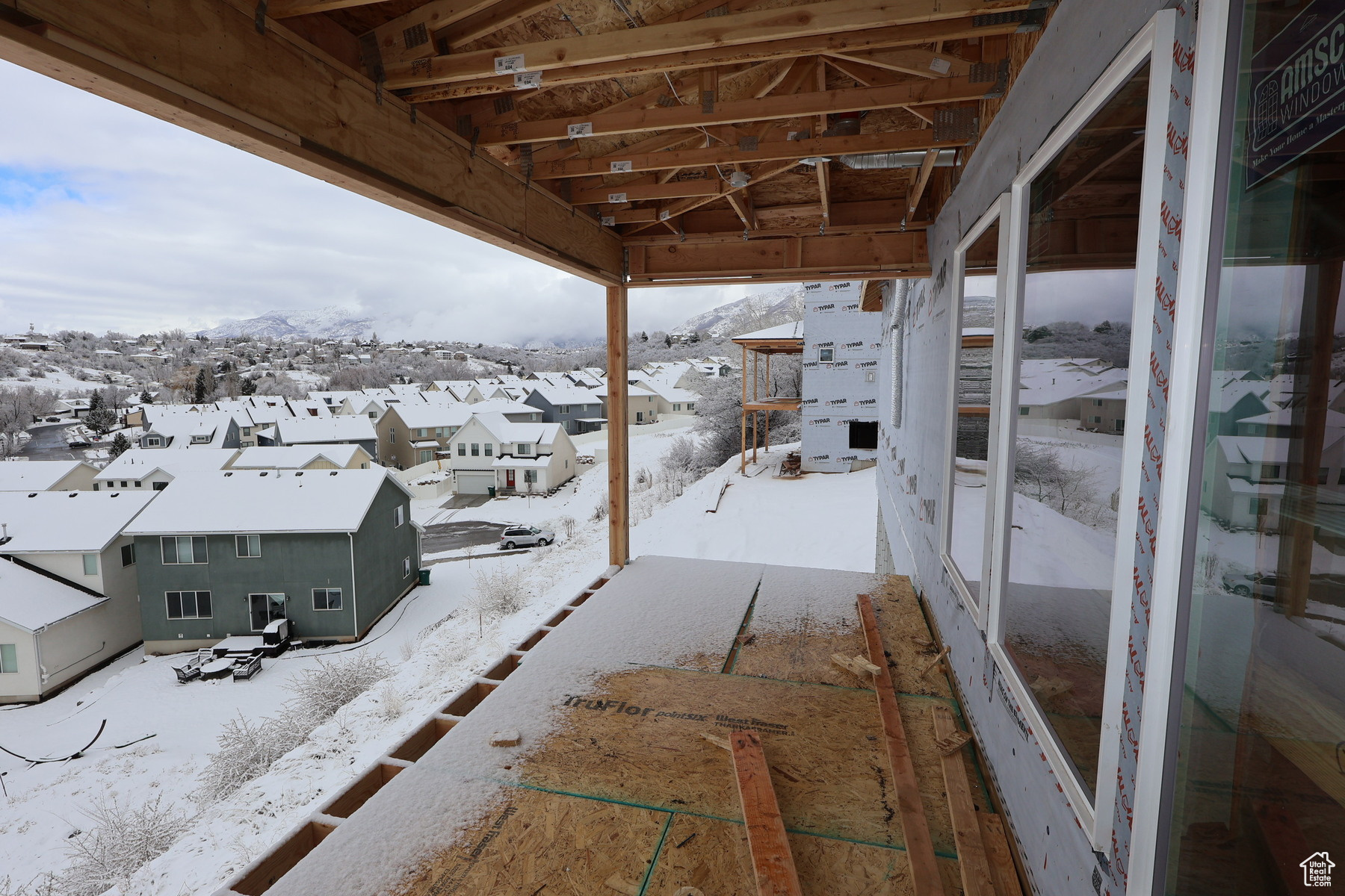 1431 E Beechwood Dr, Layton, Utah image 5