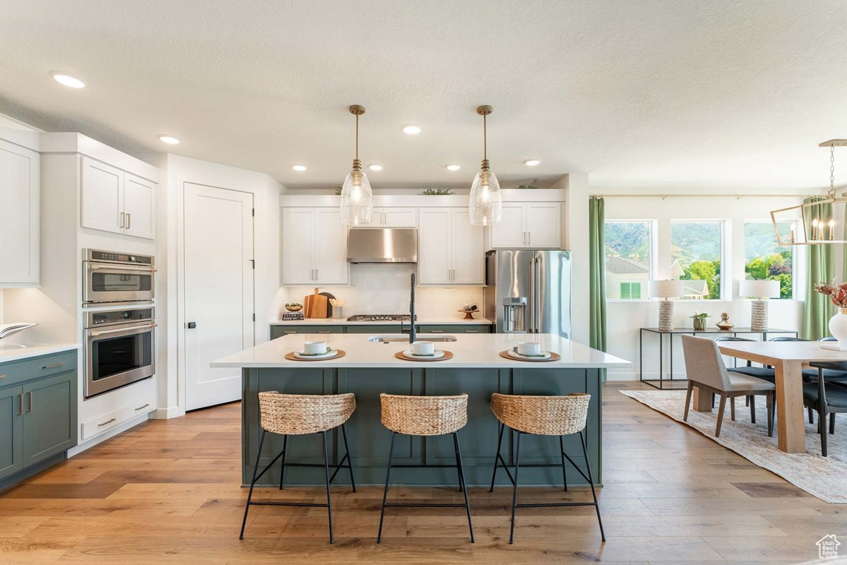 1431 E Beechwood Dr, Layton, Utah image 4