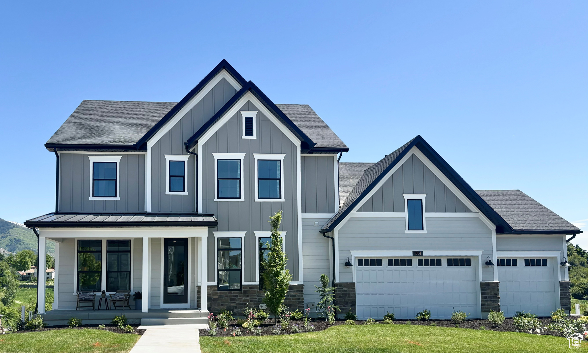 1431 E Beechwood Dr, Layton, Utah image 1