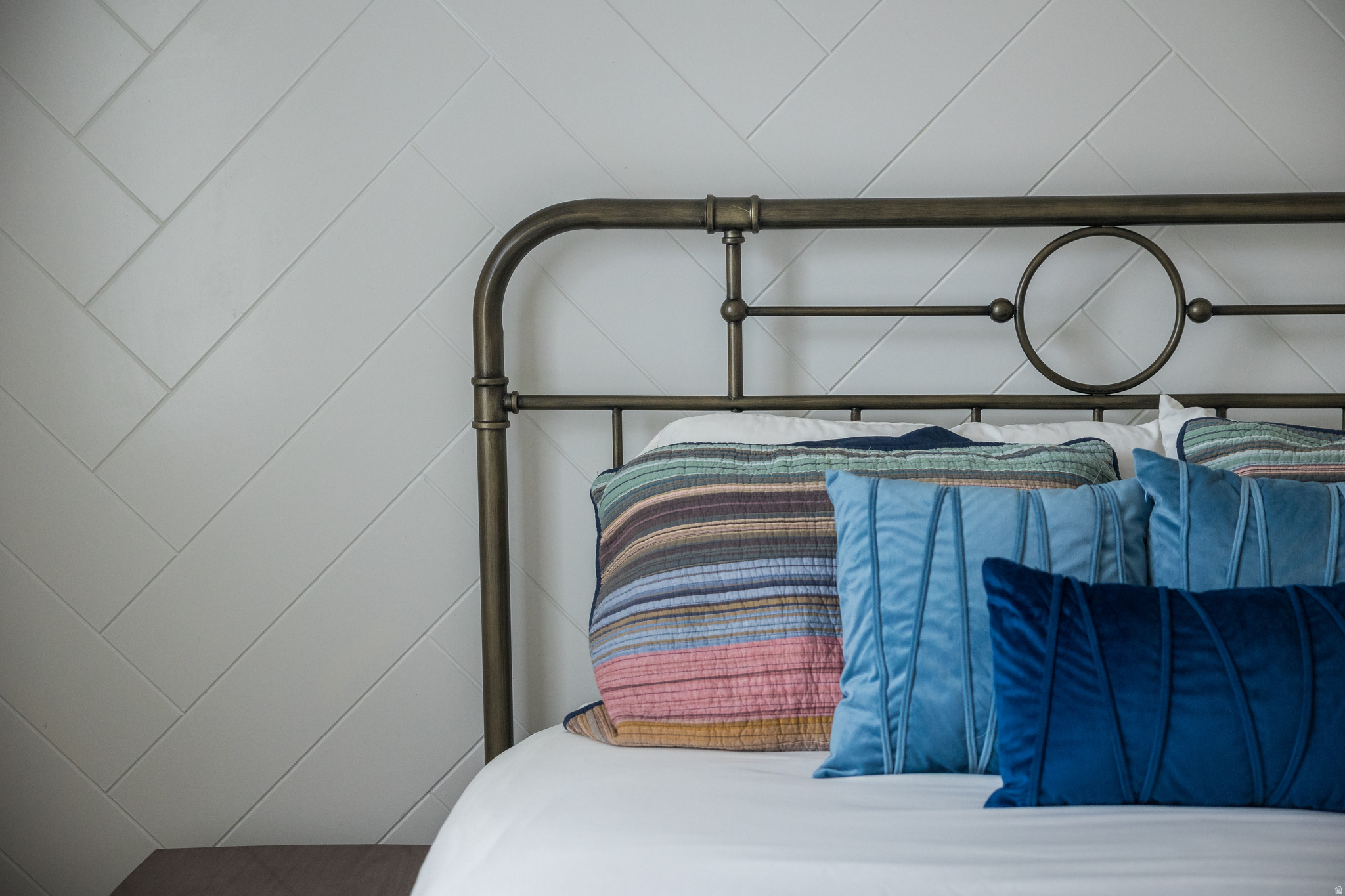 HIDDEN COVE - Residential