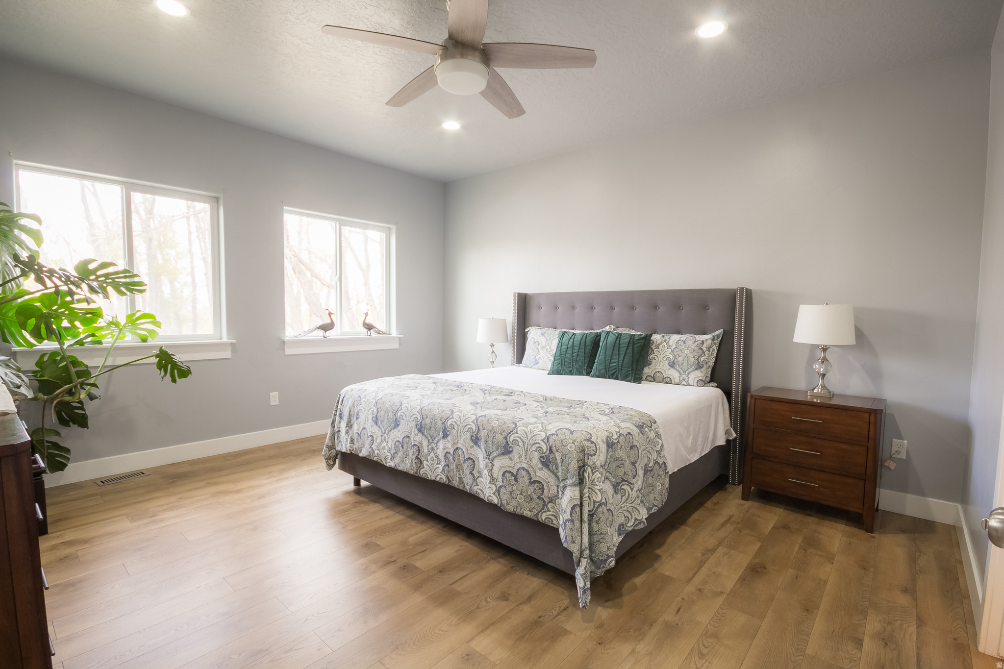 HIDDEN COVE - Residential