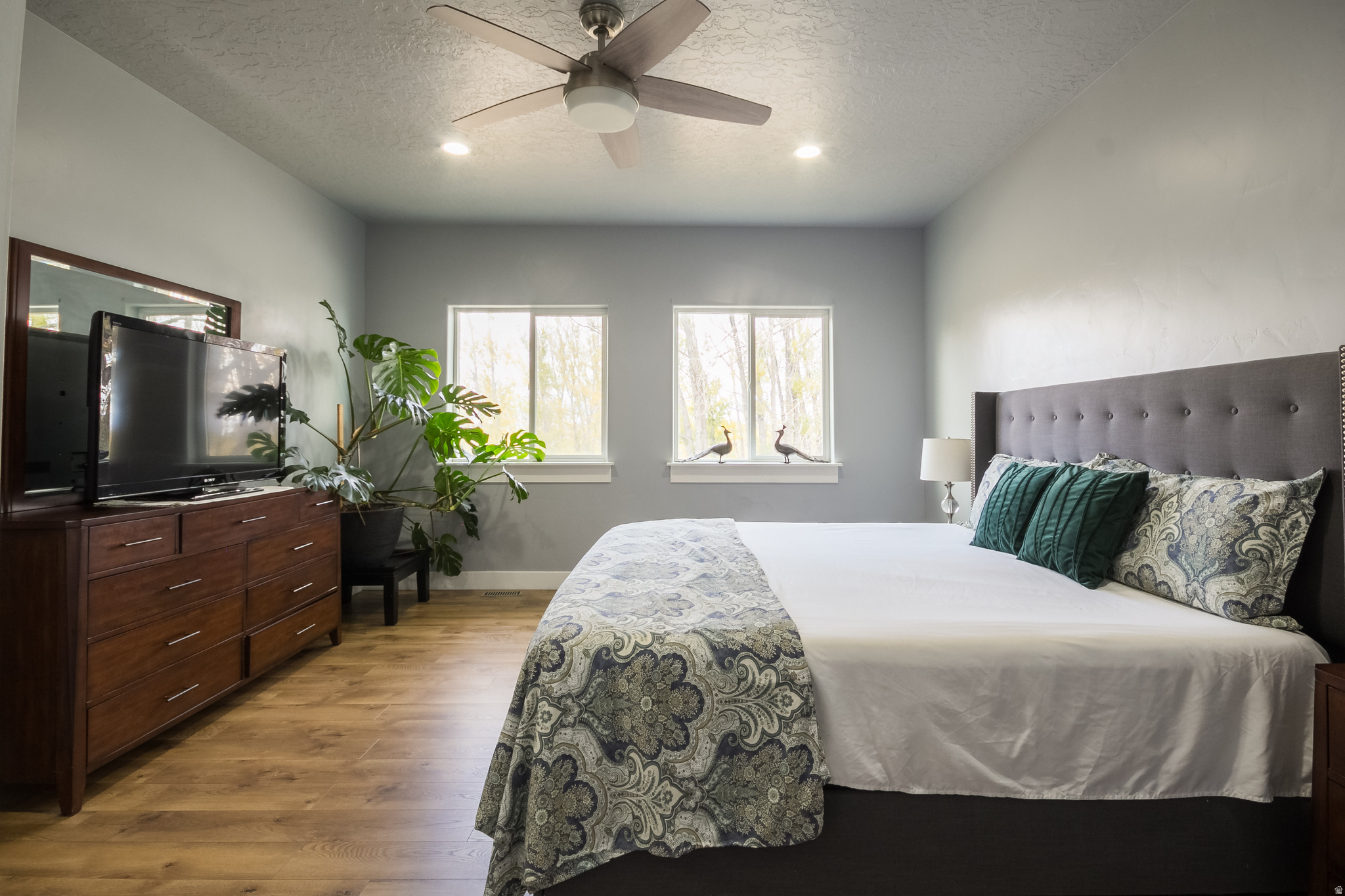 HIDDEN COVE - Residential