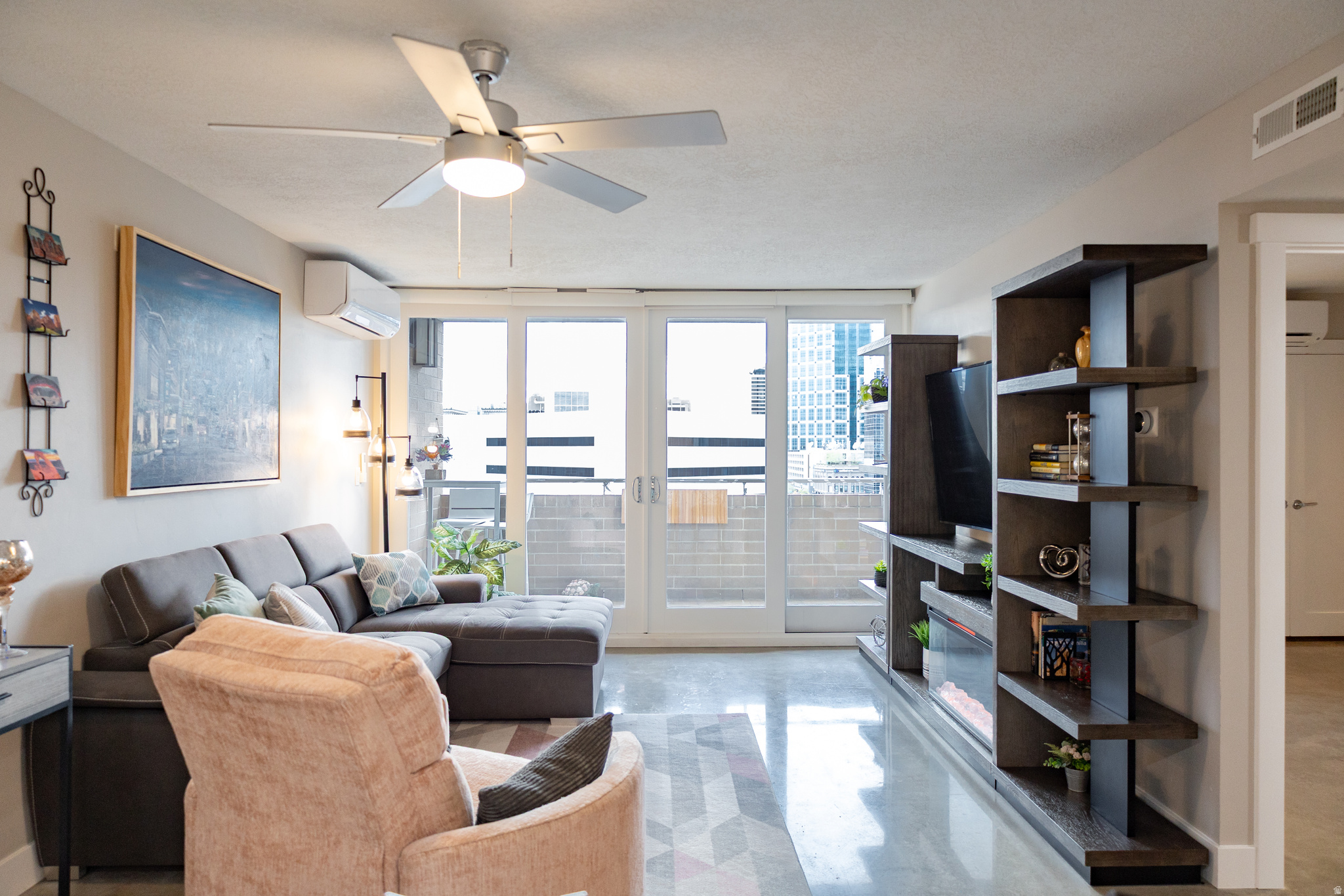 BROADWAY TOWER CONDO - Residential