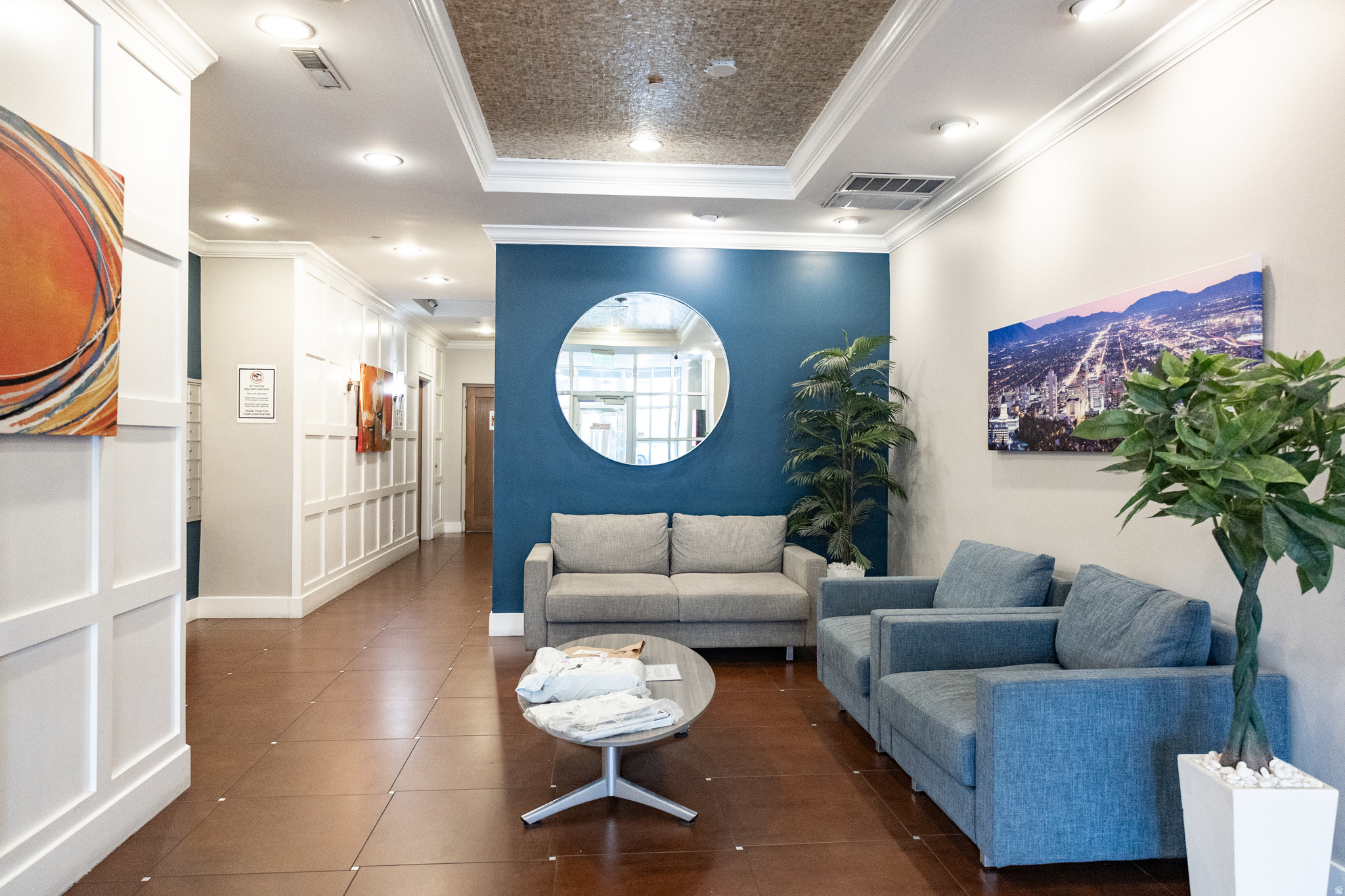 BROADWAY TOWER CONDO - Residential