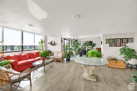 Tiny photo for 241 N VINE ST #601E, Salt Lake City, UT 84103 (MLS # 2190136)