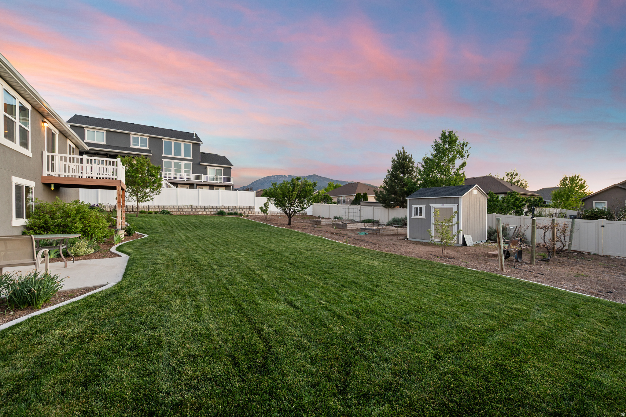 HARRISON HEIGHTS - Residential