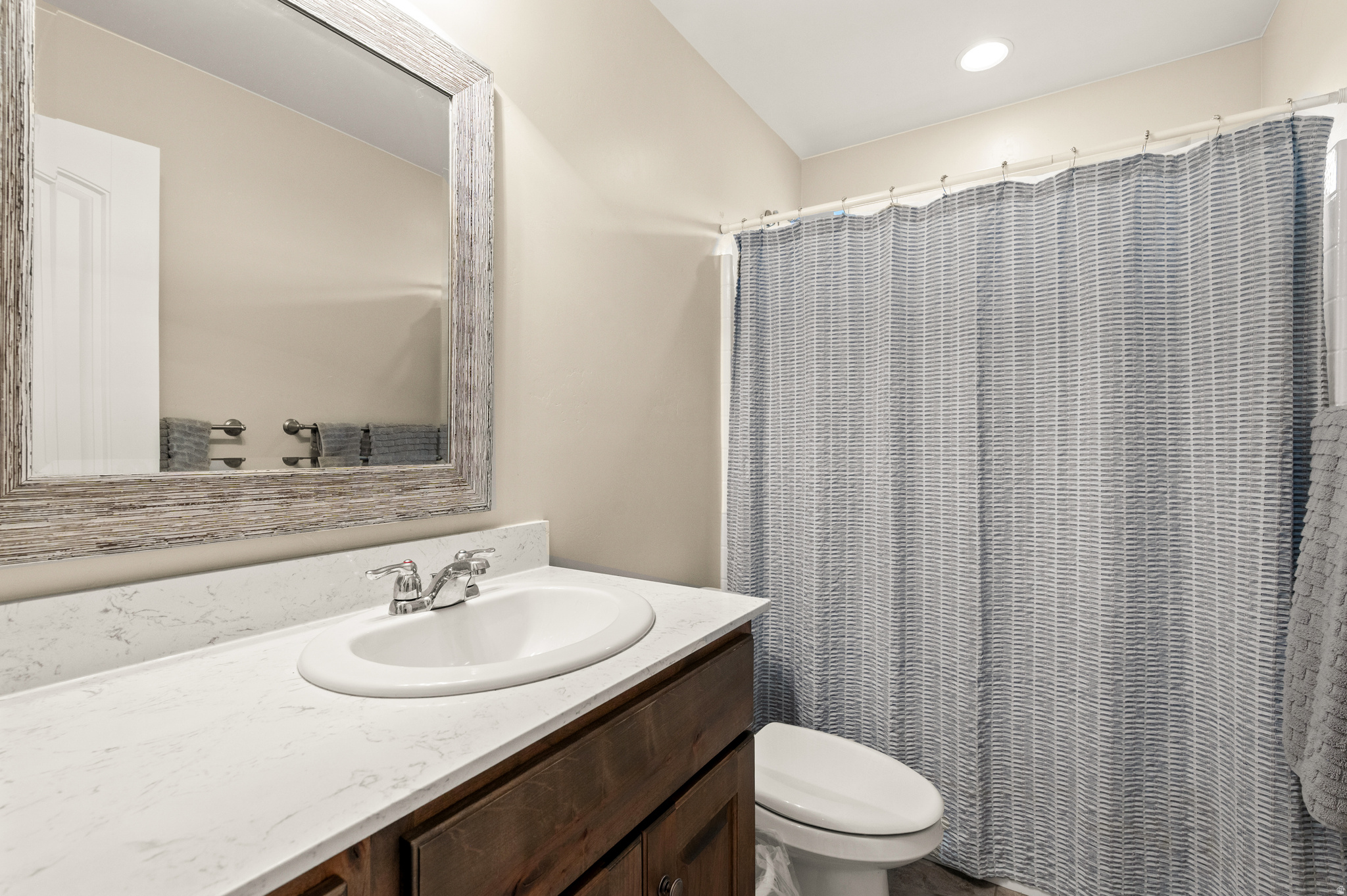 HARRISON HEIGHTS - Residential