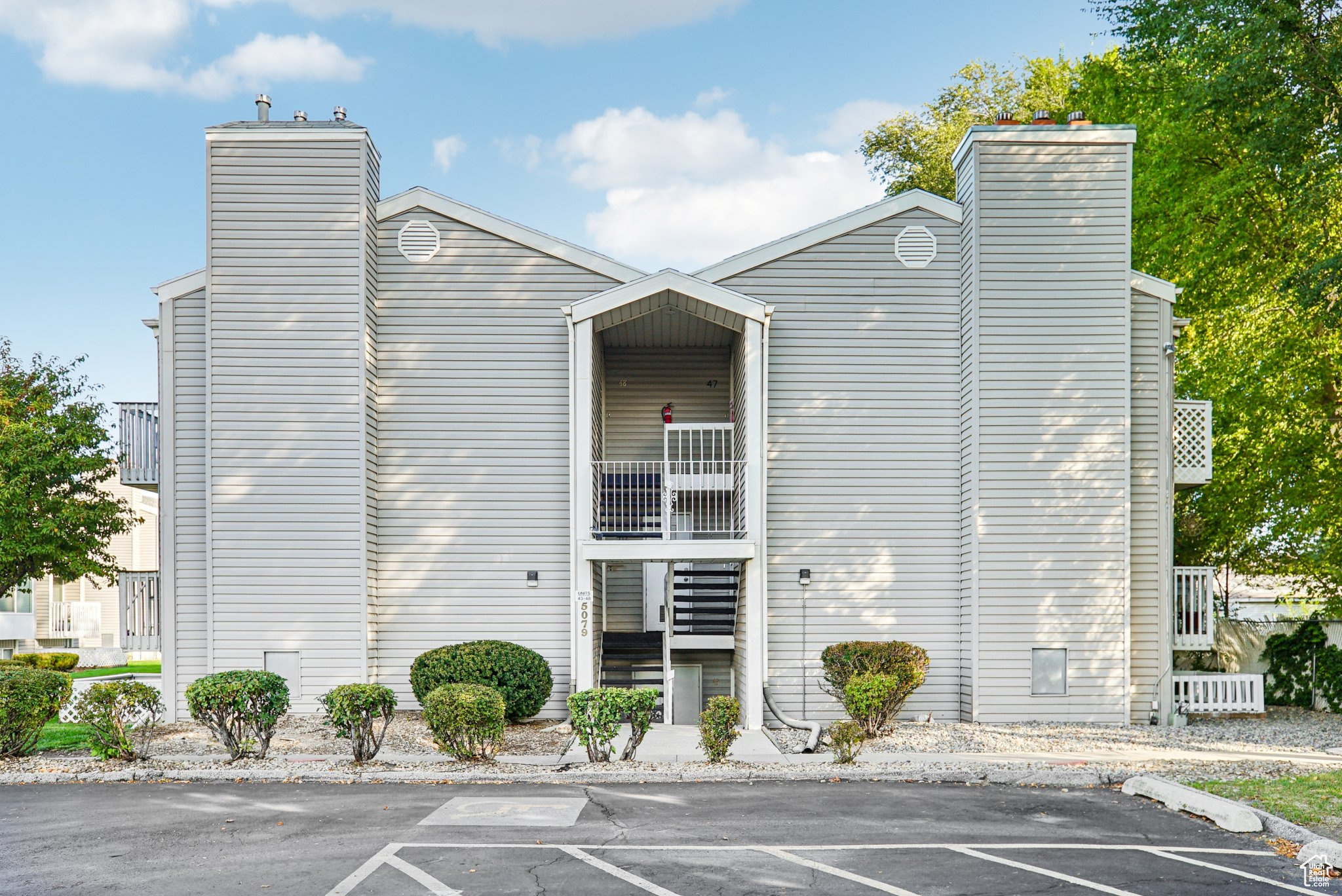 MOUNT OLYMPUS - Residential