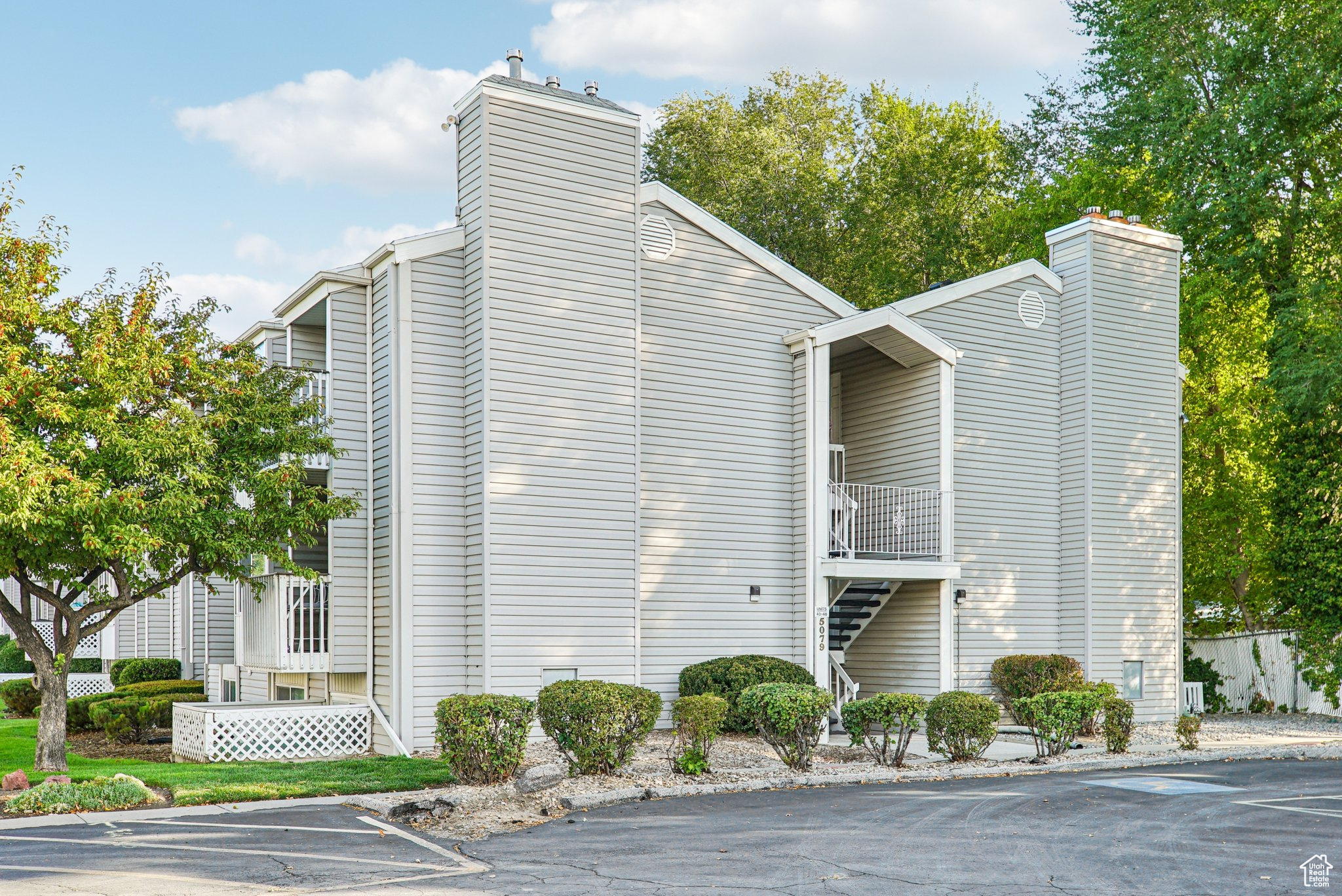 MOUNT OLYMPUS - Residential