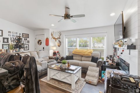 Tiny photo for 996 N 200 W, Lehi, UT 84043 (MLS # 2117265)