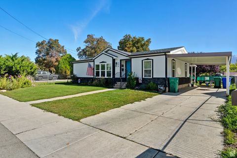 Tiny photo for 996 N 200 W, Lehi, UT 84043 (MLS # 2117265)