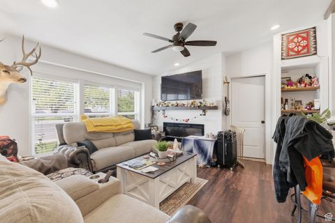 Tiny photo for 996 N 200 W, Lehi, UT 84043 (MLS # 2117265)