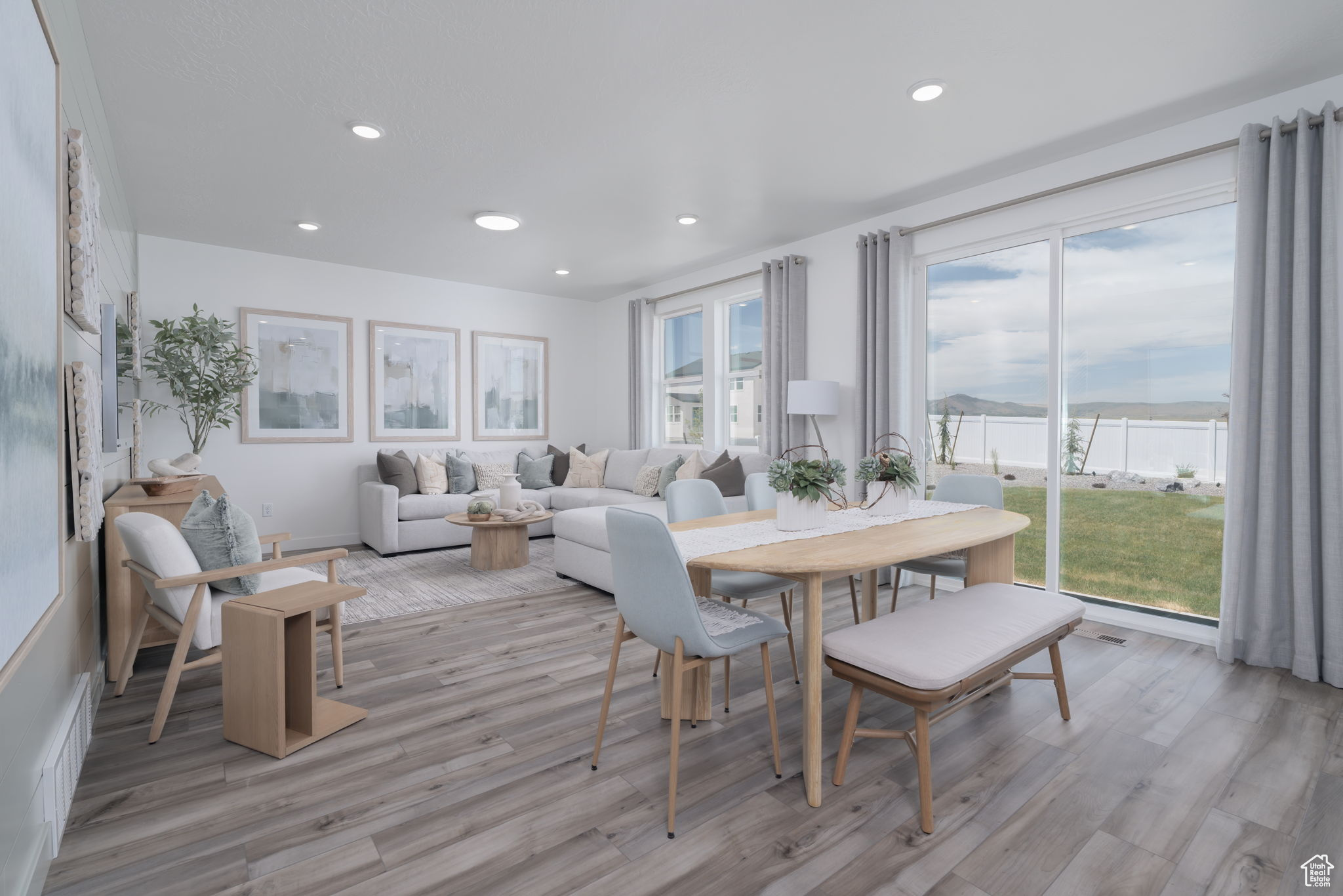 RESIDENCES AT PINNACLES AT EAGLE MOUNTAIN - Residential