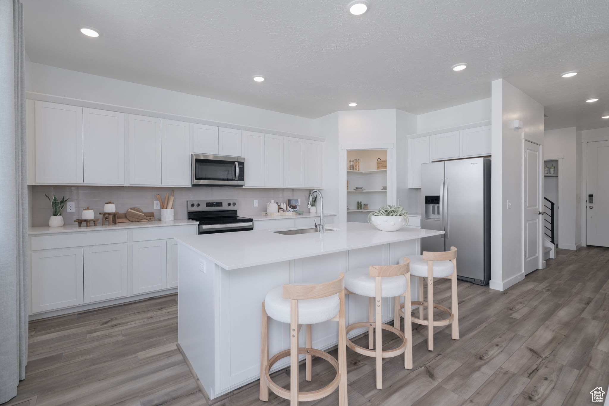 RESIDENCES AT PINNACLES AT EAGLE MOUNTAIN - Residential