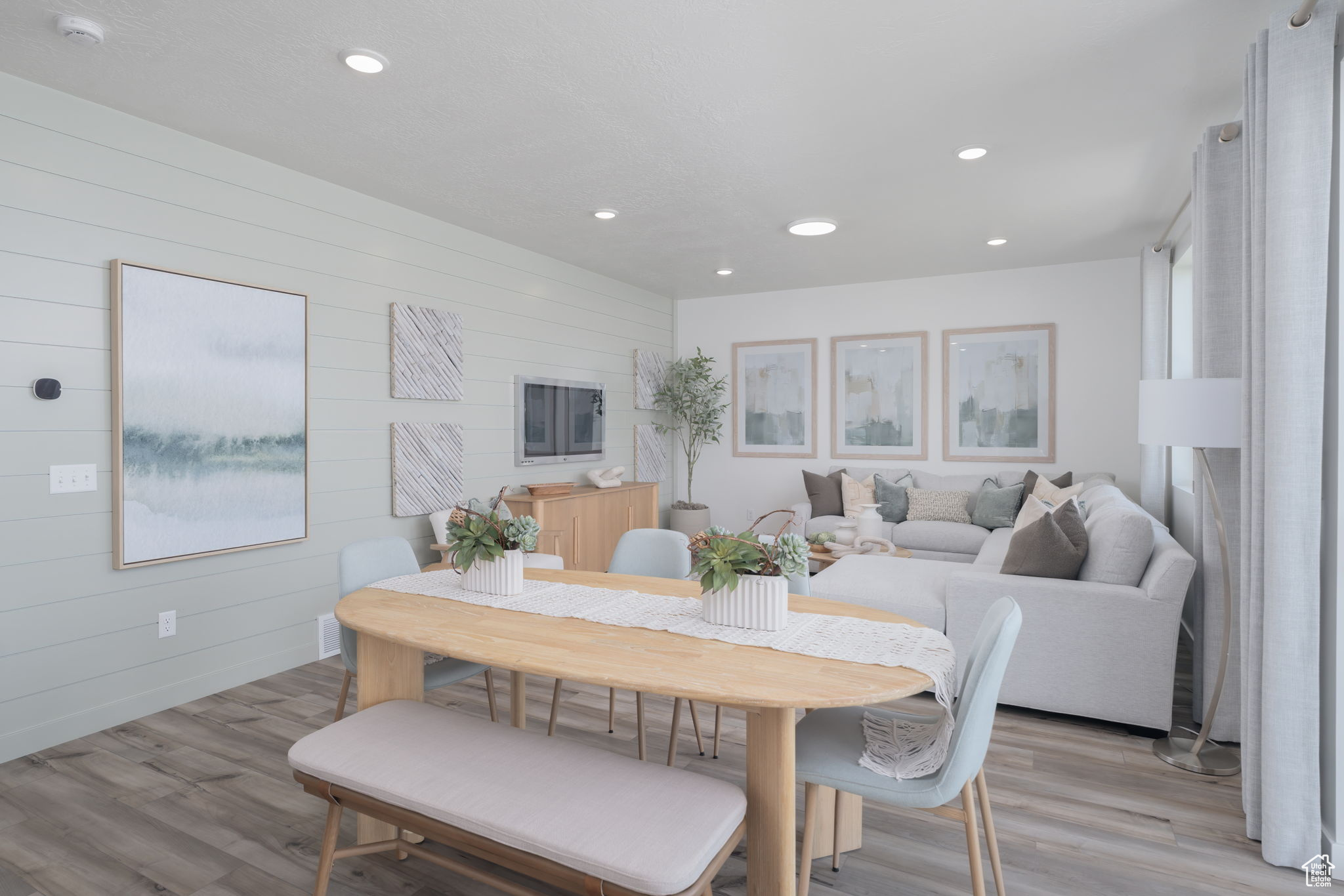 RESIDENCES AT PINNACLES AT EAGLE MOUNTAIN - Residential