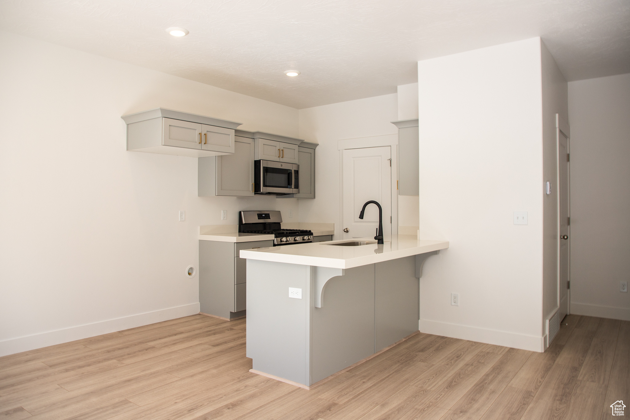 SALEM FIELDS - Residential