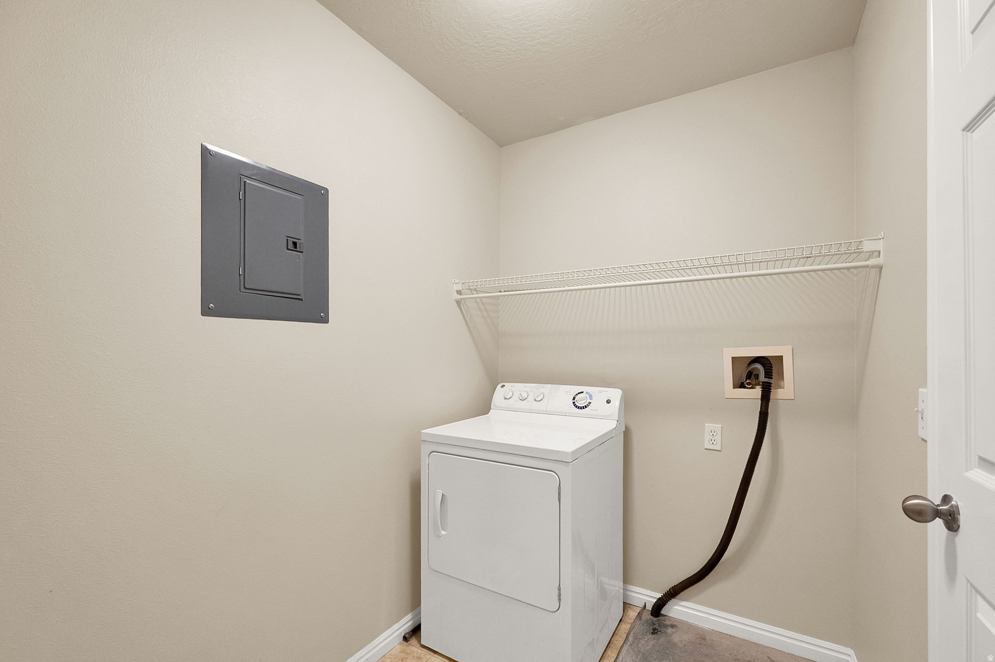 VILLAGE WEST - Residential