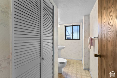 Tiny photo for 1030 W 25 S, Clearfield, UT 84015 (MLS # 2187983)