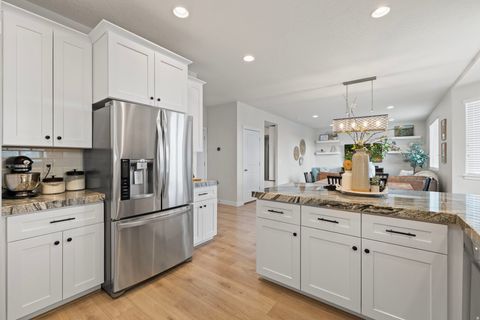 Tiny photo for 4028 E GAZELLE RUN, Eagle Mountain, UT 84005 (MLS # 2125666)