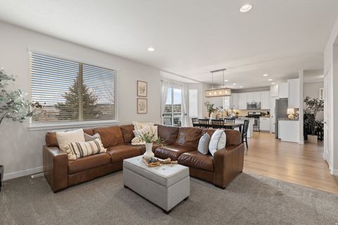 Tiny photo for 4028 E GAZELLE RUN, Eagle Mountain, UT 84005 (MLS # 2125666)