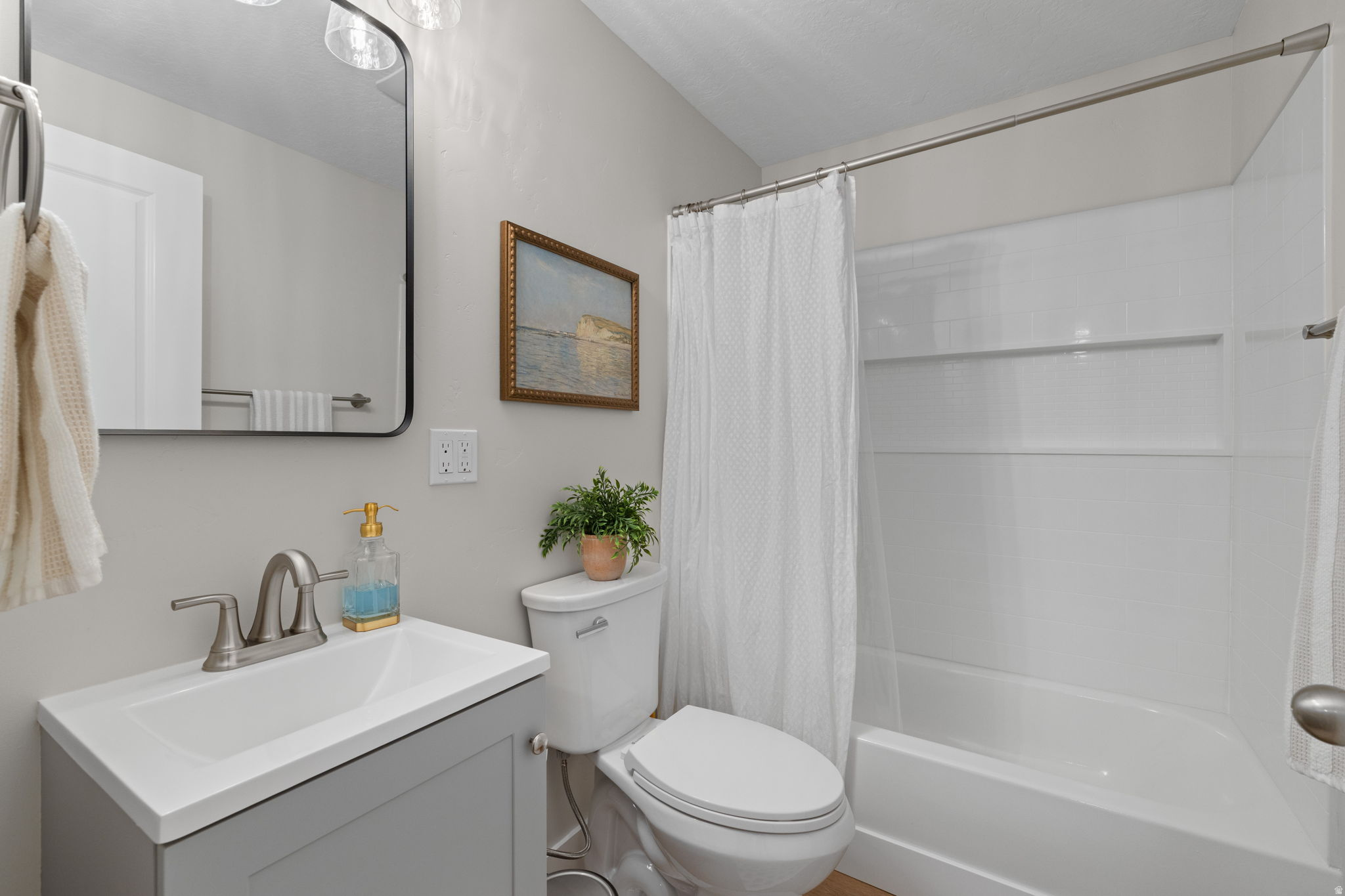 PARKSIDE - Residential