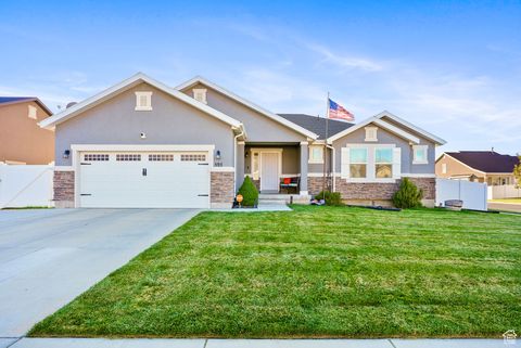 Photo of 593 N 2040 E, Spanish Fork, UT 84660 (MLS # 2118887)