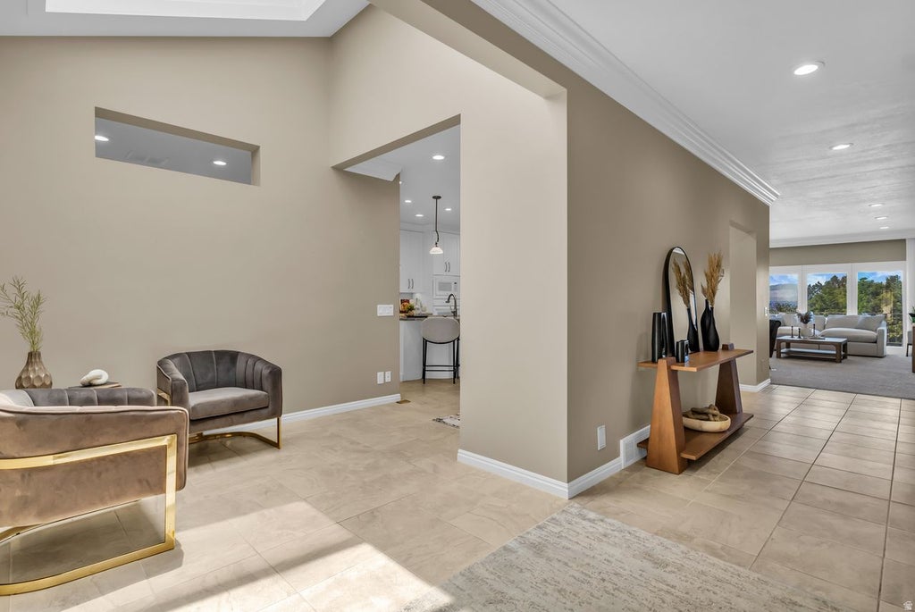 Photo of 811 N GRANDRIDGE DR, Salt Lake City, UT 84103 (MLS # 2166145)