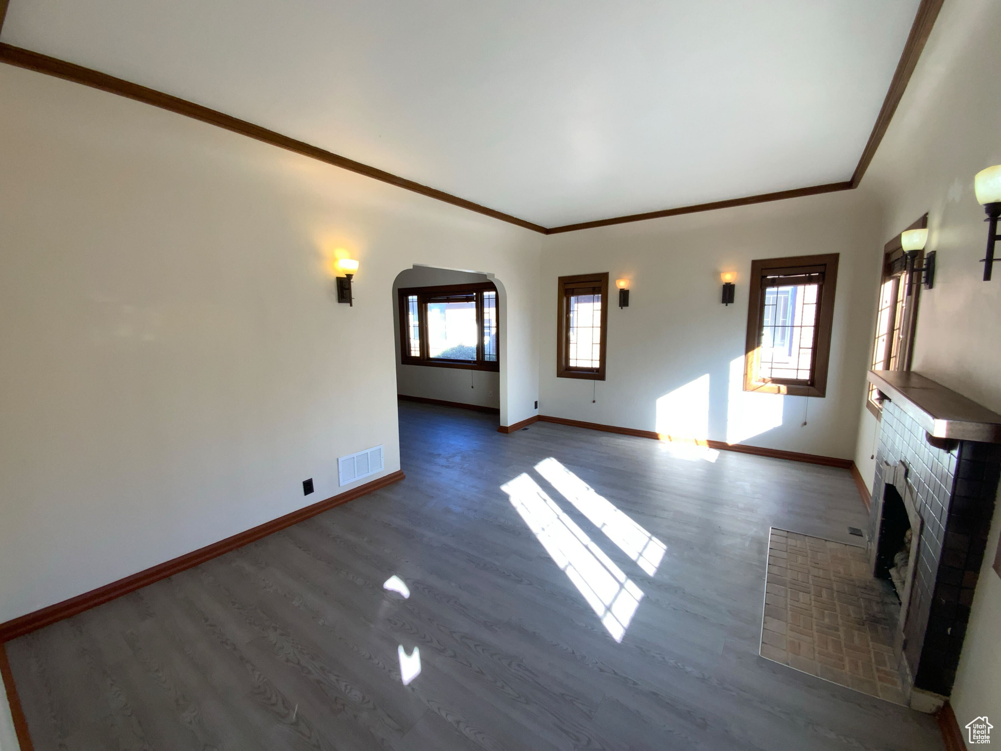 HAZLEMERE SUB - Residential