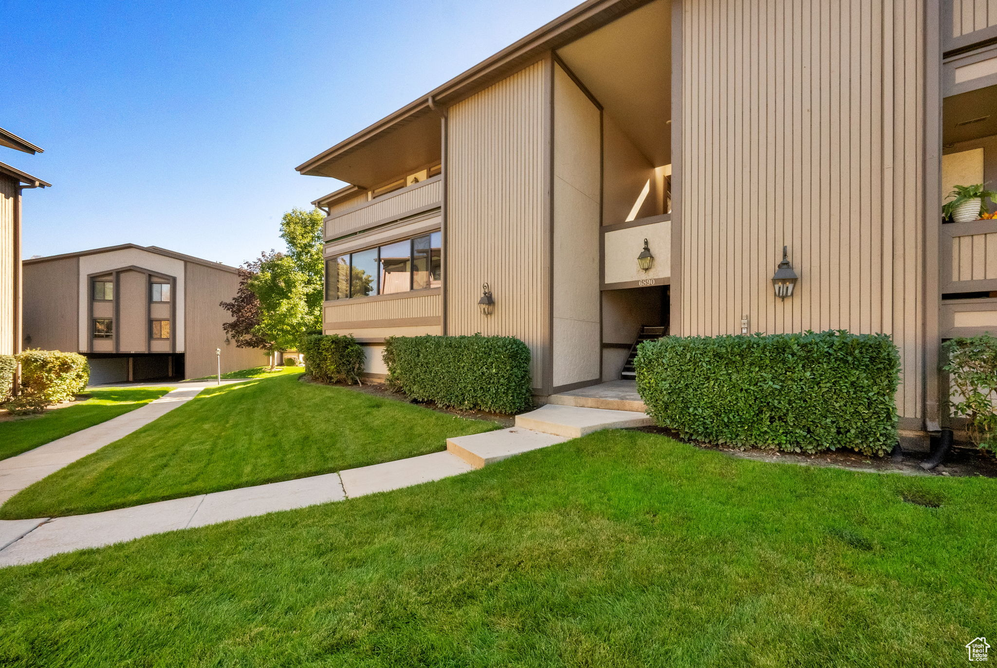 FAIRMEADOWS - Residential