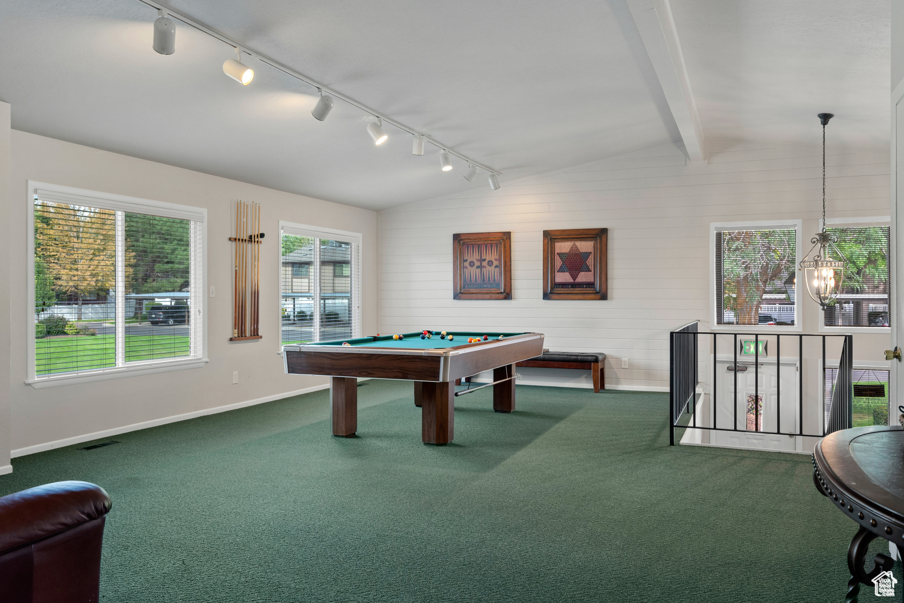 FAIRMEADOWS - Residential