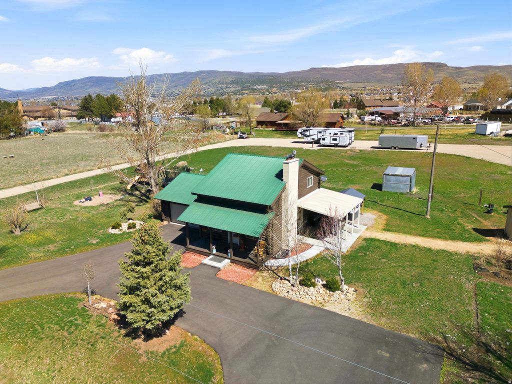 Photo of 2561 WINDSONG LN, Heber City, UT 84032 (MLS # 2153788)