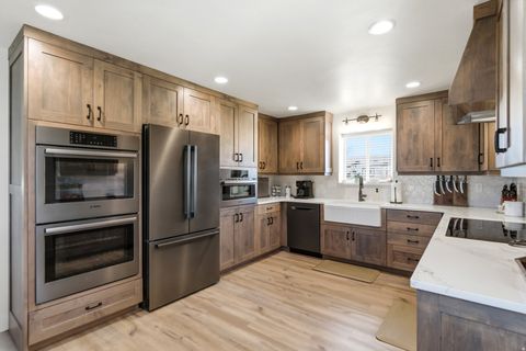 Tiny photo for 2561 WINDSONG LN, Heber City, UT 84032 (MLS # 2153788)