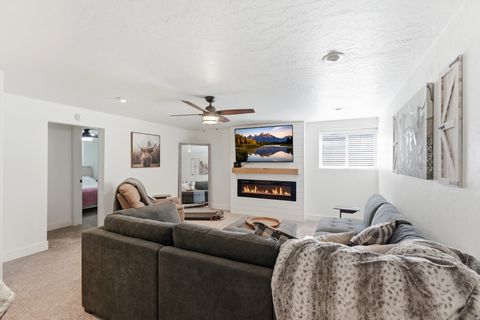 Tiny photo for 2561 WINDSONG LN, Heber City, UT 84032 (MLS # 2153788)