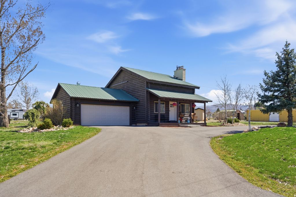 Photo of 2561 WINDSONG LN, Heber City, UT 84032 (MLS # 2153788)
