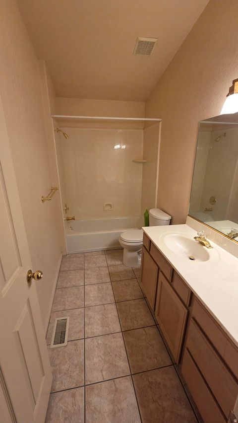 Tiny photo for 395 E 1530 N, North Logan, UT 84341 (MLS # 2127461)