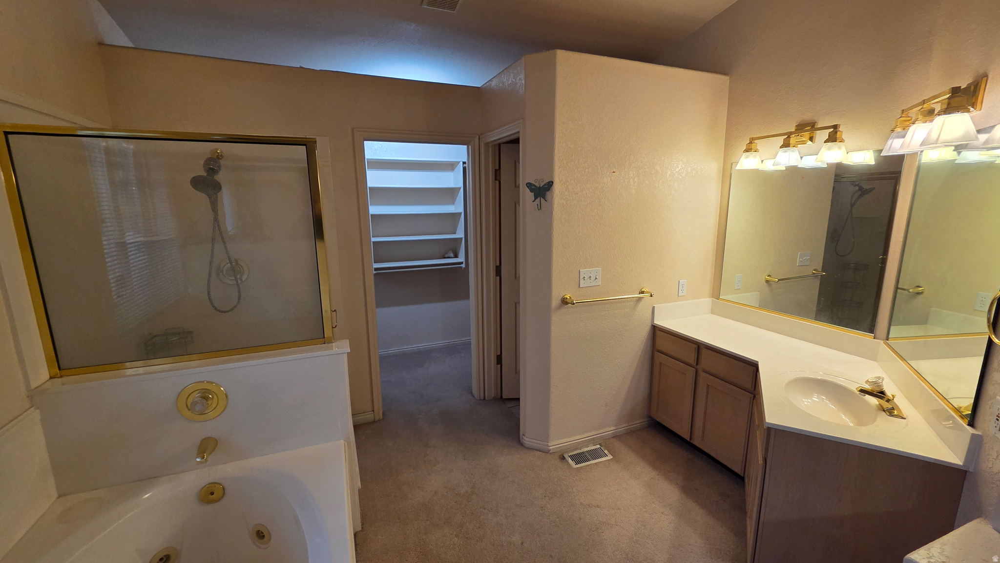 DEVONSHIRE DOWNS - Residential