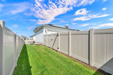 Tiny photo for 1951 W JOSEPH ACRES RD, Kaysville, UT 84037 (MLS # 2150289)