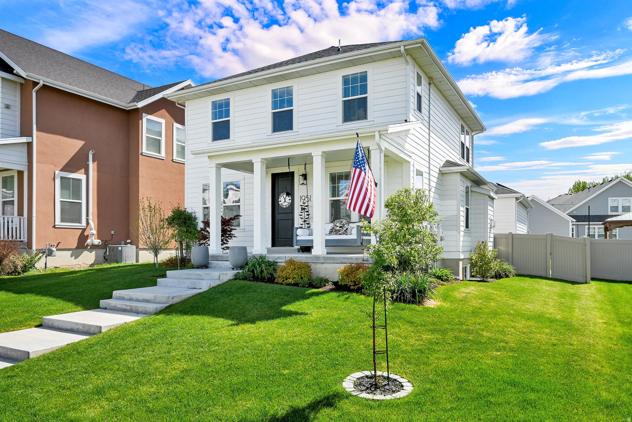 HILL FARMS - Residential