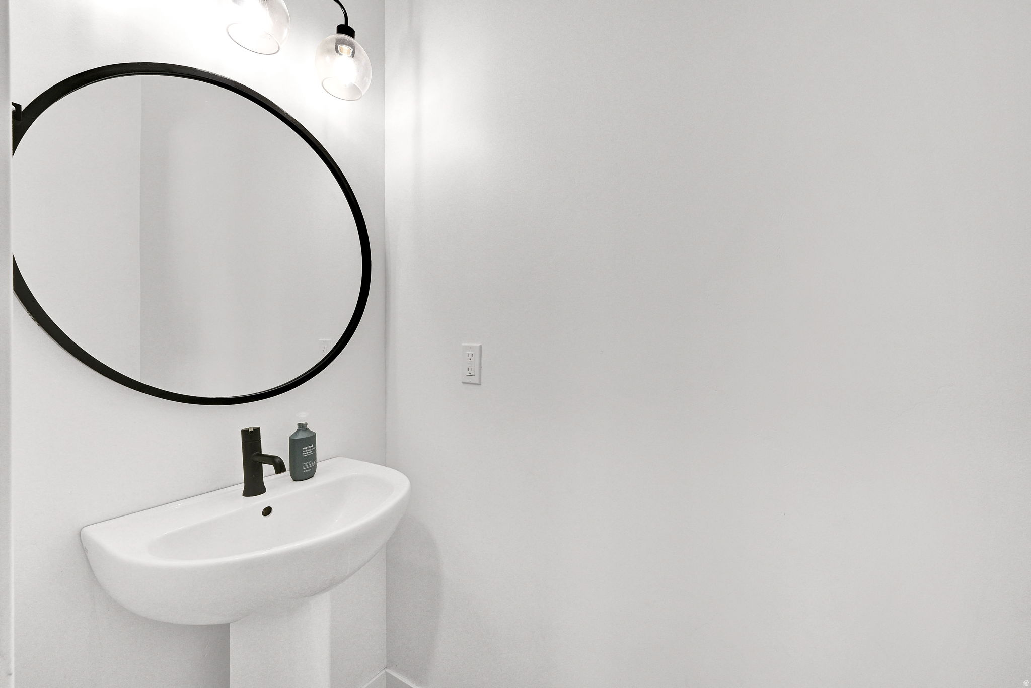 HILL FARMS - Residential