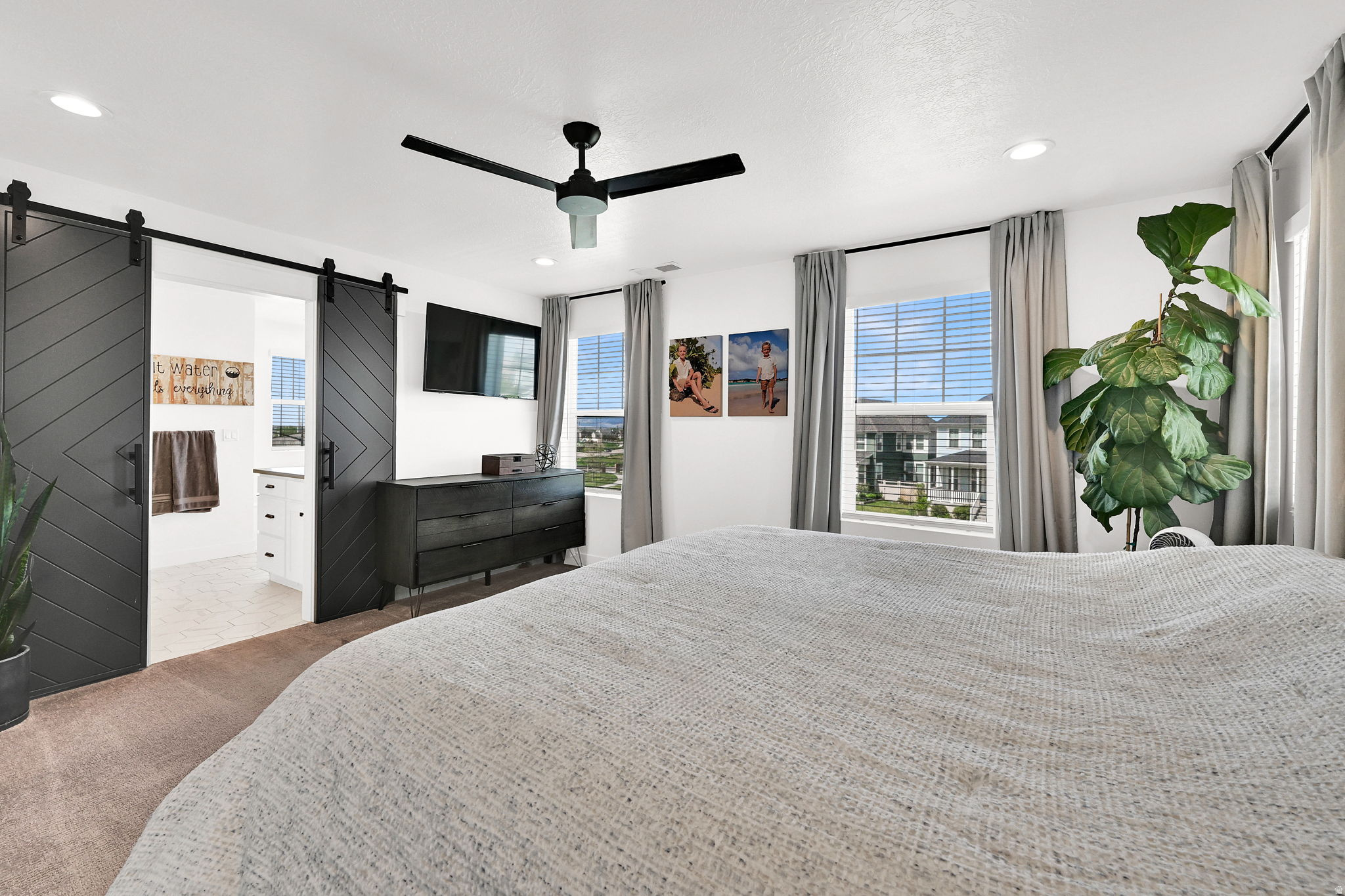 HILL FARMS - Residential