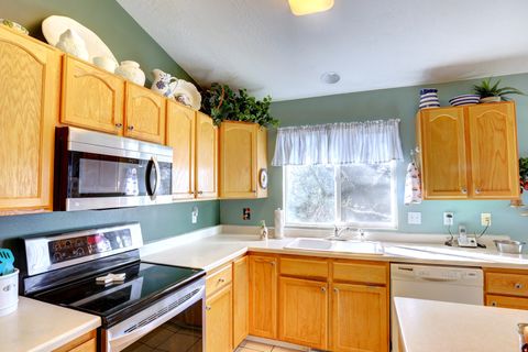 Tiny photo for 2128 BRIDGER DR, Springville, UT 84663 (MLS # 2131706)