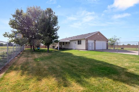 Tiny photo for 5335 W 5500 S, Hooper, UT 84315 (MLS # 2120981)