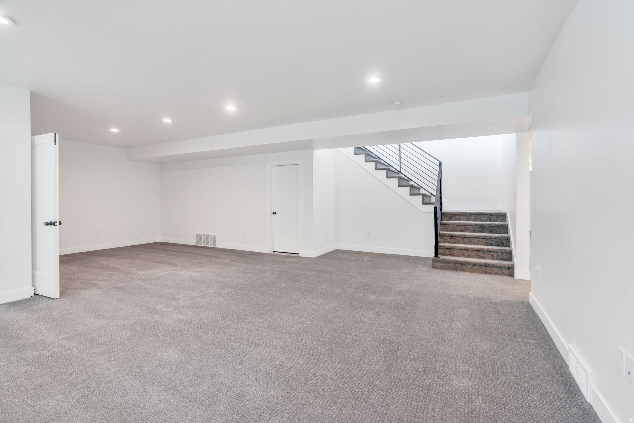 BEACON POINTE - Residential