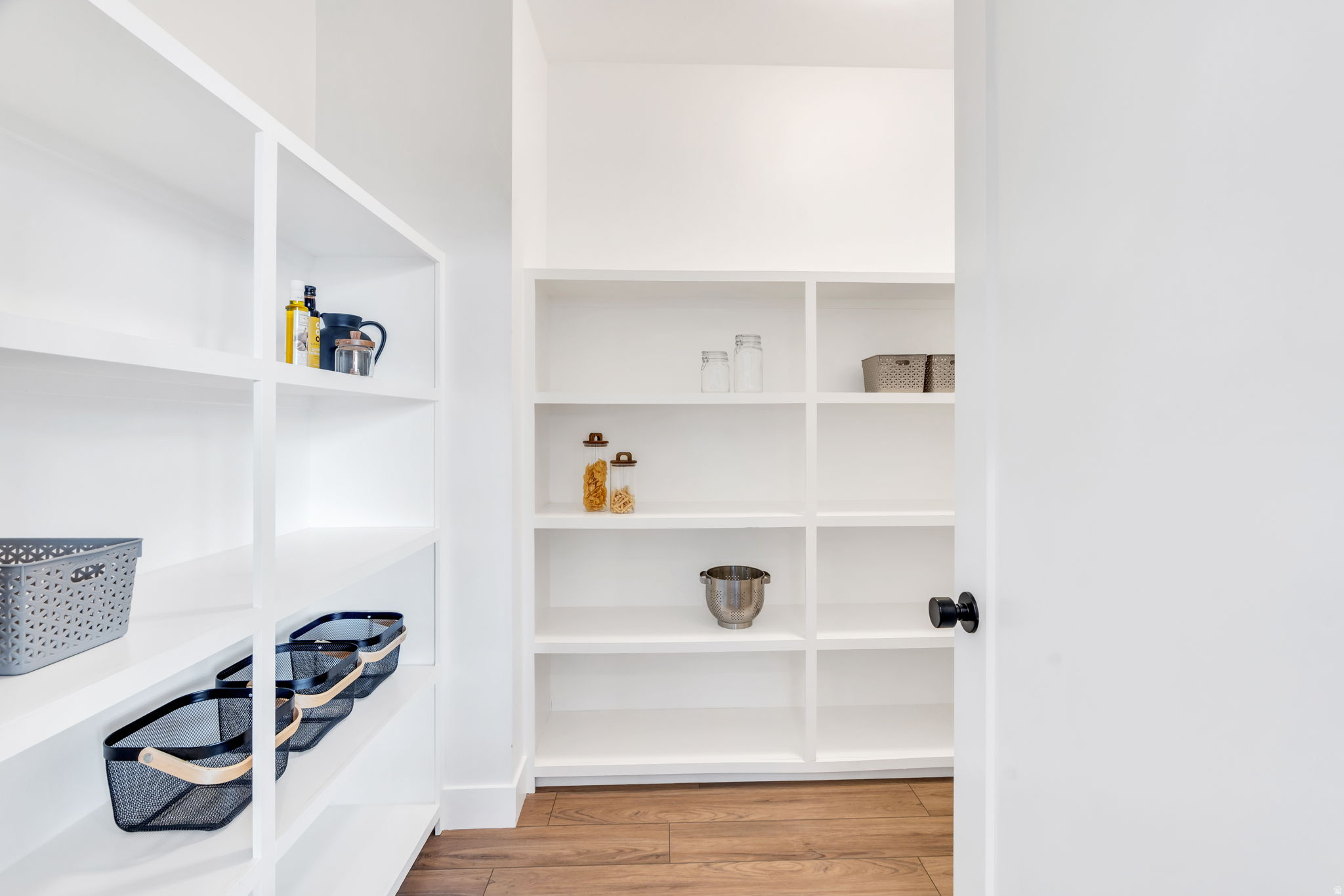 BEACON POINTE - Residential