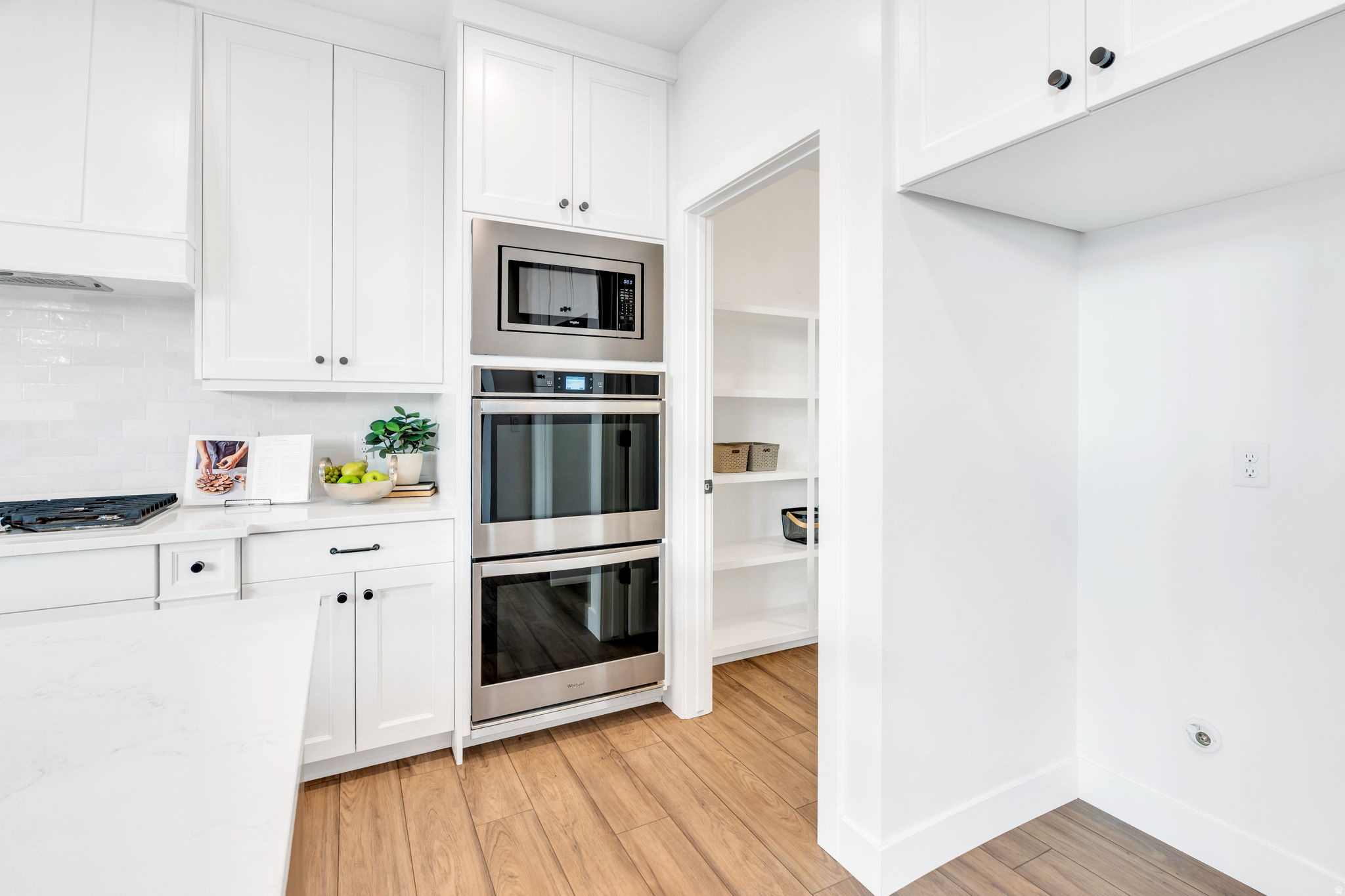 BEACON POINTE - Residential