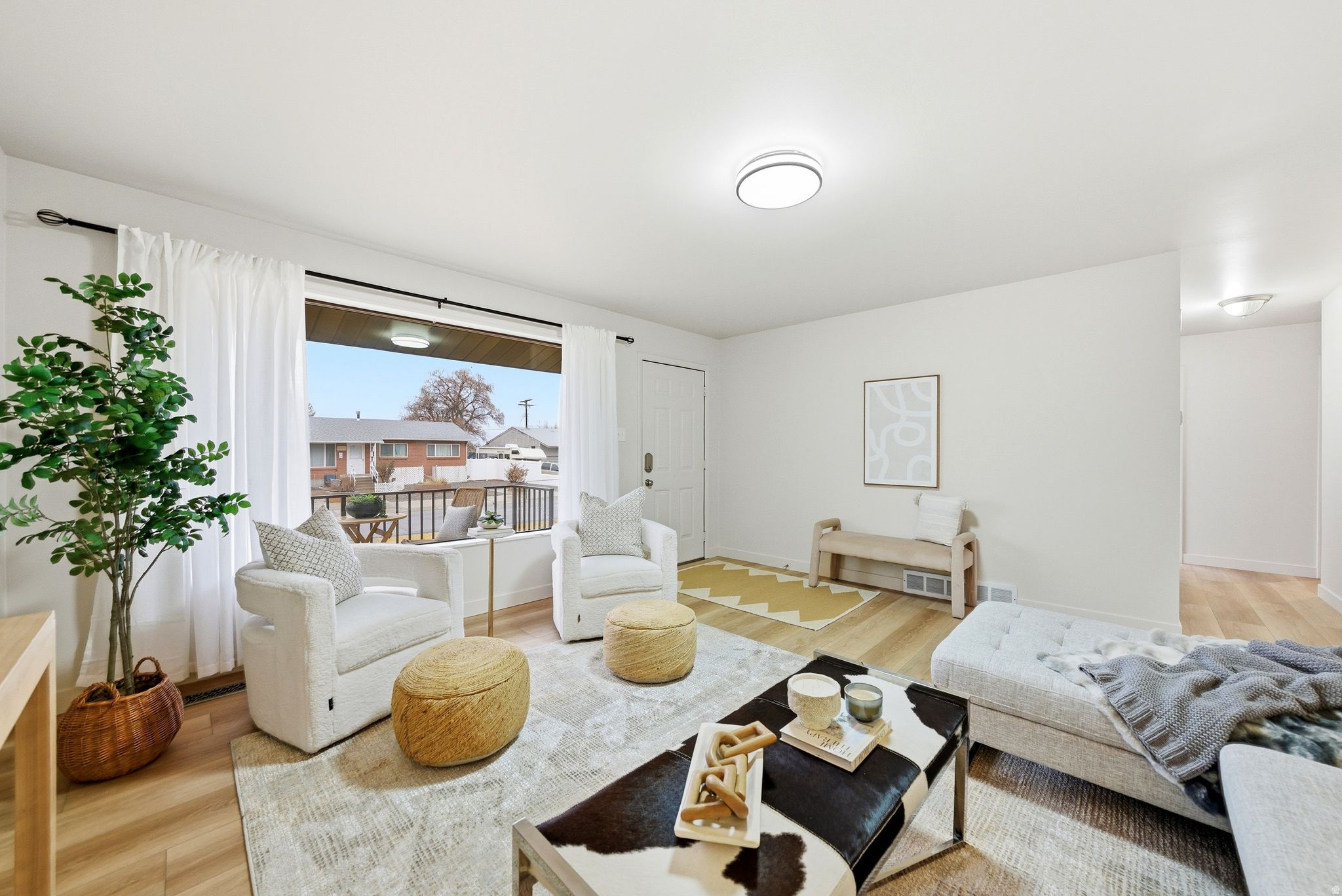 WHITE CITY - Residential