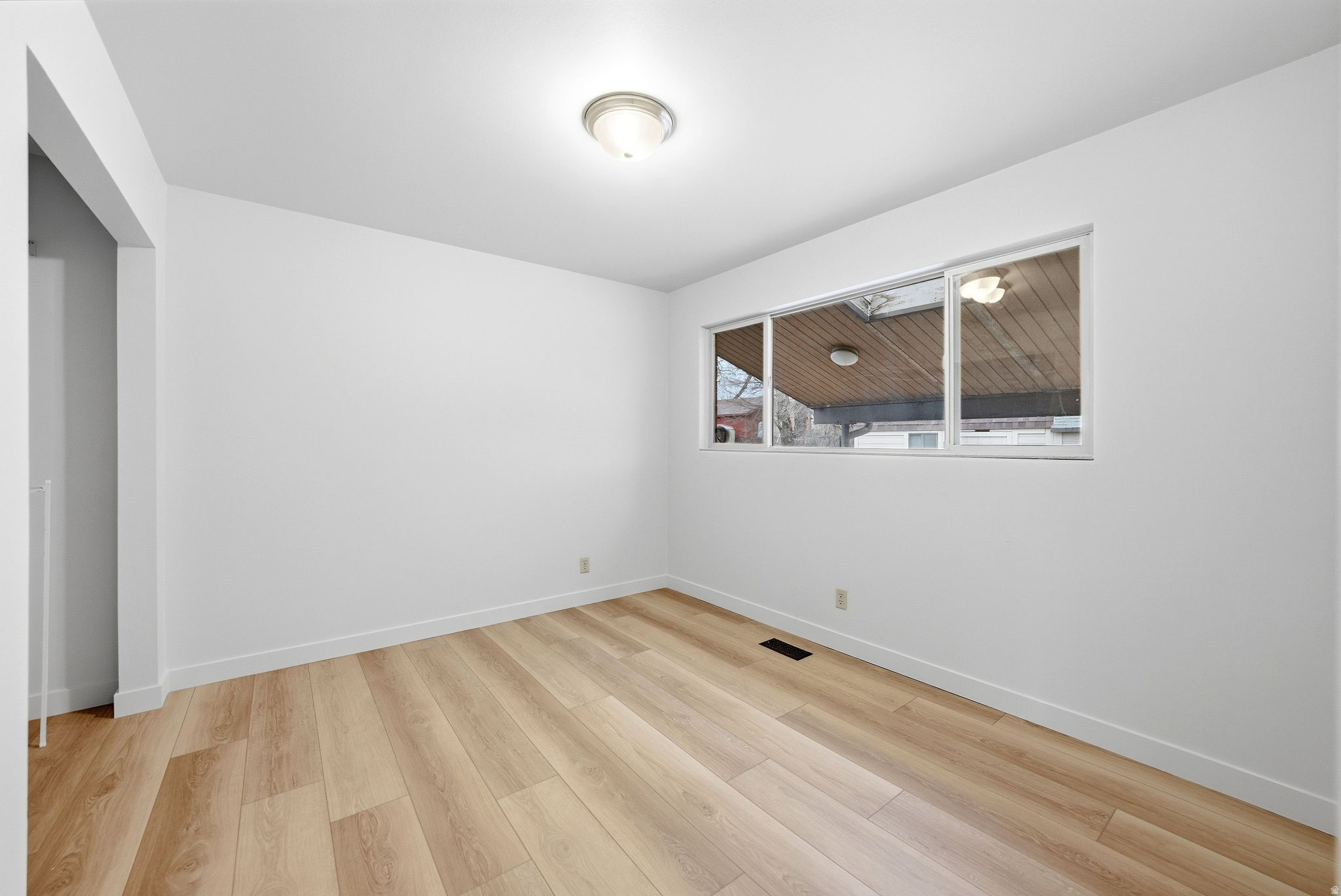 WHITE CITY - Residential