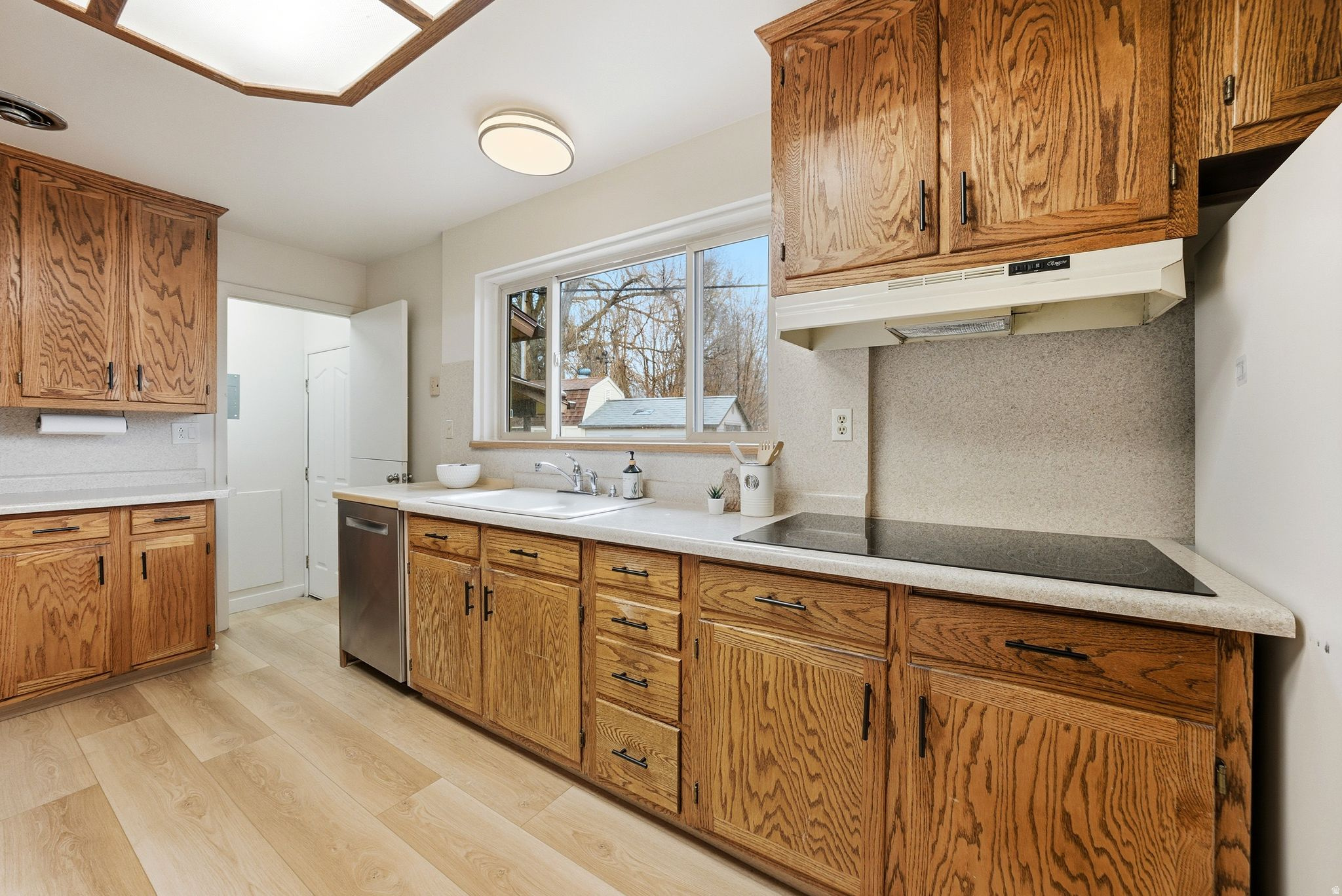 WHITE CITY - Residential